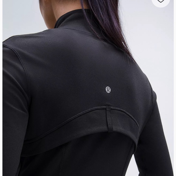 Lululemon black define jacket, size 6 - Picture 5 of 6
